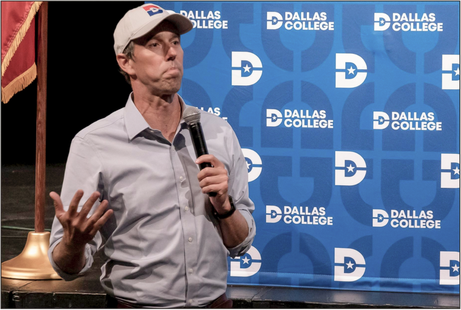 Beto O’Rourke speaks during his gubernatorial campaign stop at the El Centro Campus of Dallas College on Oct. 3.