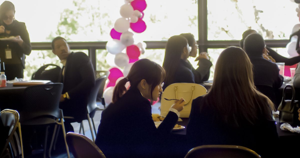 During the Region II lunch, SGA students discuss over lunch what they have learned.